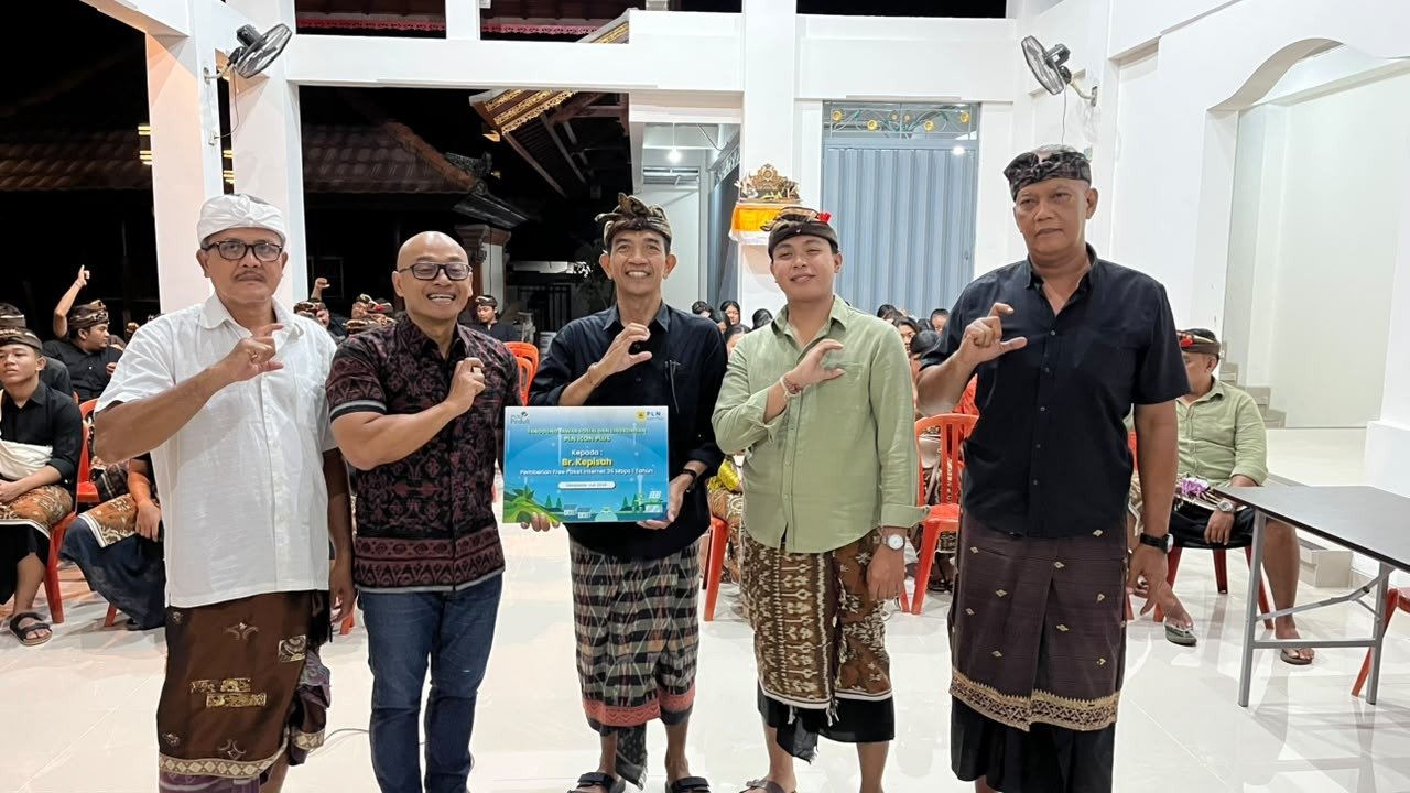 PLN Icon Plus Dukung Desa Digital melalui Bantuan Internet Gratis pada Program TJSL